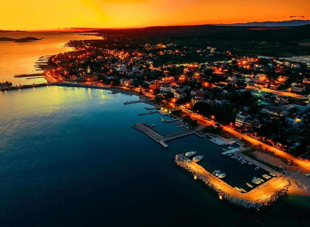 Apartments Dalmatian Stone House Турань Екстер'єр фото
