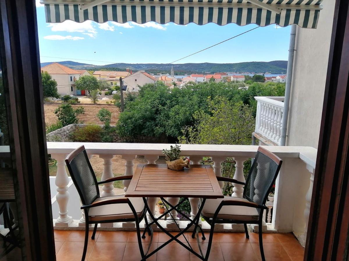 Apartments Dalmatian Stone House Турань Екстер'єр фото