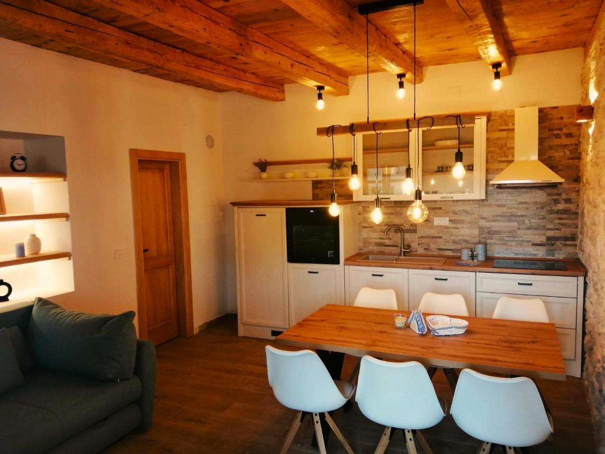 Apartments Dalmatian Stone House Турань Екстер'єр фото